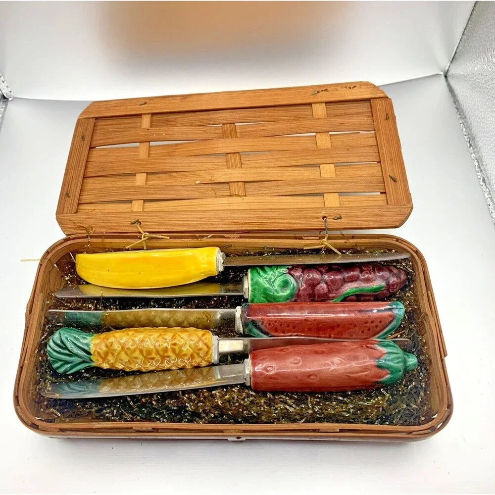 Vintage Fruit Handle Butter Spreaders Set, Strawberry, Pineapple, Grapes